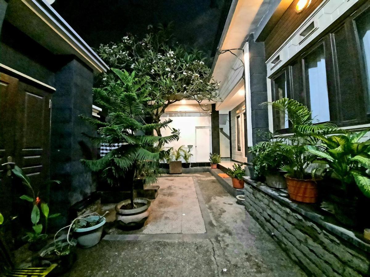 Ganggas Homestay Jimbaran Zewnętrze zdjęcie